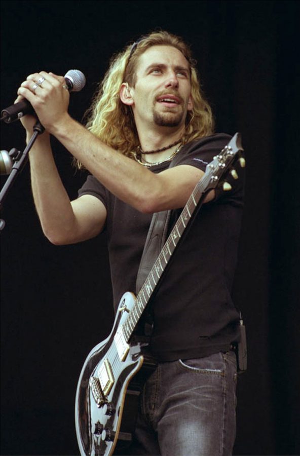 KRT STAND-ALONE PHOTO - KRT PHOTOGRAPH BY LIAM SWEENEY/KRT (September 20) Chad Kroeger of the Canadian band Nickleback performs at Slane Castle in Ireland on August 24, 2002. (KRT) NC KD BL 2002 (Vert) (smd)