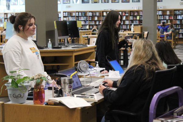 Librarians Shannon Grieshaber and Nina O’Daniels help students. 

“I really love the library because it feels like a haven for all the students,” Grieshaber said.